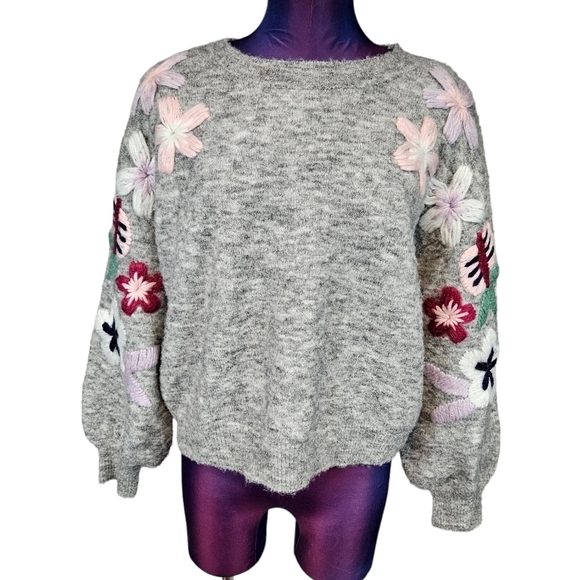 BNCI Gray Embroidered Daisy Oversized Wool Sweater Balloon Sleeves Size XS - Picture 8 of 8